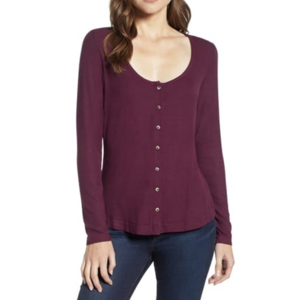 Socialite Button Front Top size XS